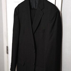 Geoffrey Beene Men Black 2 Peice Suit  44L